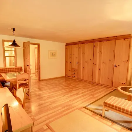 Chesa Munteratsch 1-zimmerwohnung 106 Typ B Apartamento *