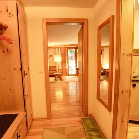 Chesa Munteratsch 1-zimmerwohnung 106 Typ B Апартаменты *